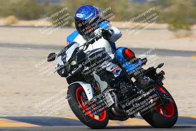 media/Jan-13-2024-SoCal Trackdays (Sat) [[9c032fe5aa]]/Turn 4 (135pm)/
